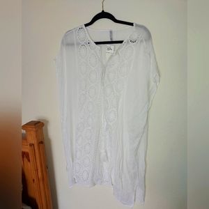 Raviya white swim coverup 2X